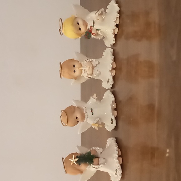 Morehead Inc. Holly Babies 4 Piece Set - Picture 1 of 13